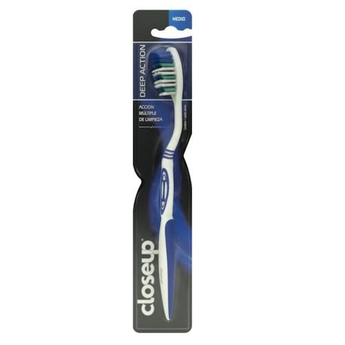 Close Up Deep Action Toothbrush Medium