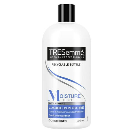 TRESemme Conditioner Luxurious Moisture 900 ml